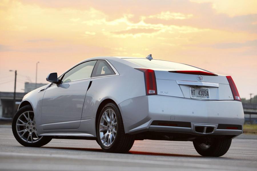  Cadillac CTS Coupe 2011 года  (фото 13 из 128)